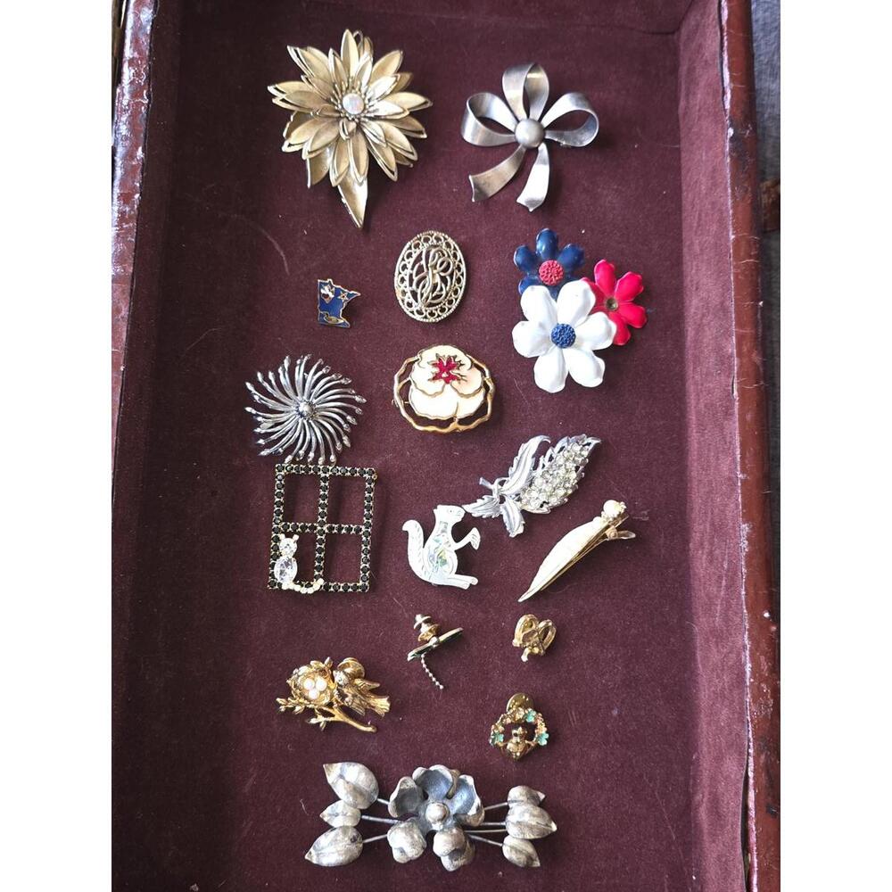 LOT 16pc Vintage Jewelry - STERLING SILVER, Mexico Abalone, Enamel Brooches